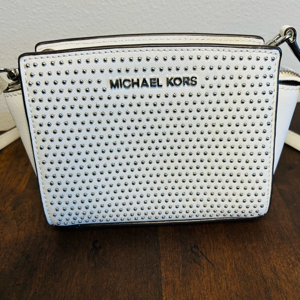 MICHAEL KORS Selma Studded Medium Messenger Saffiano Leather Bag Optic White-EUC